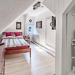 & Junior-suite Schlossstrasse Am Park 公寓 *
