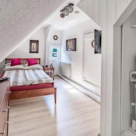 & Junior-suite Schlossstrasse Am Park 아파트 *