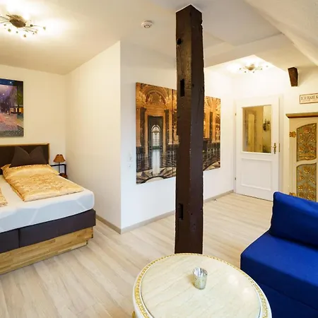 & Junior-suite Schlossstrasse Am Park