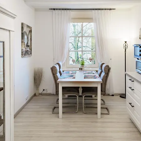 Apartment & Junior-suite Schlossstrasse Am Park Burgdorf (Hannover)