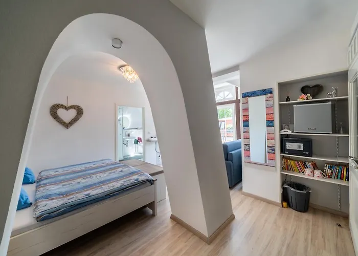 & Junior-suite Schlossstrasse Am Park * Burgdorf (Hannover)