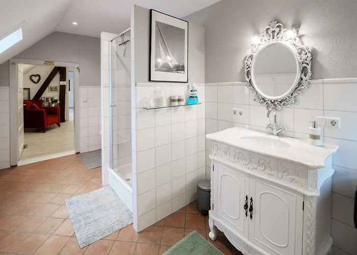 & Junior-suite Schlossstrasse Am Park Apartment